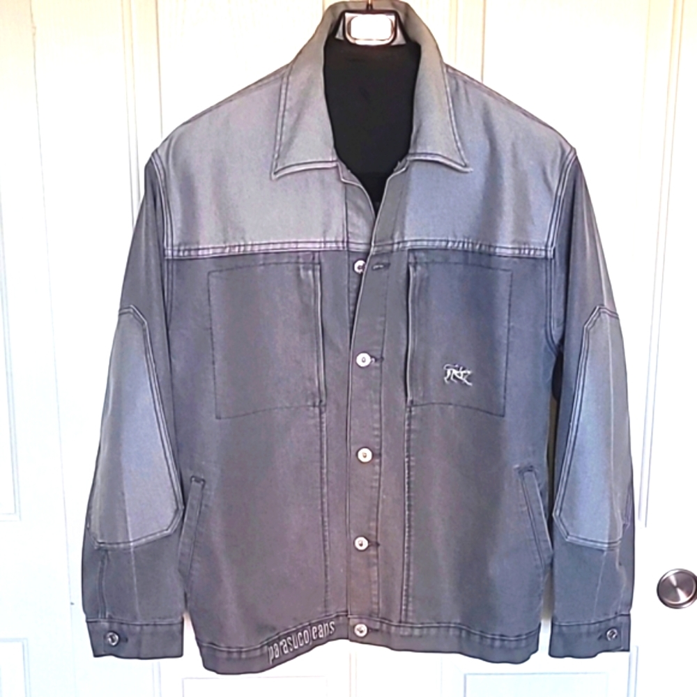 Parasuco Jeans Jacket. Size Large Y2K. 2 tone Grey. Chinese Symbols. Y2K.